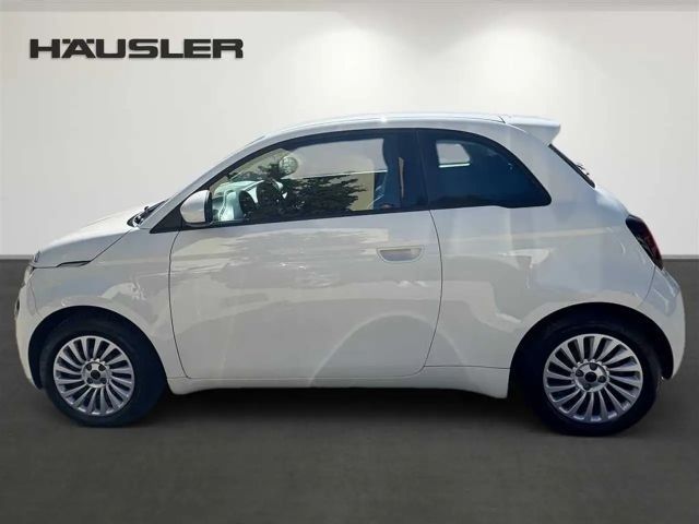 Fiat 500 42kWh Klimaautomatik CarPlay Spurhalteassistent