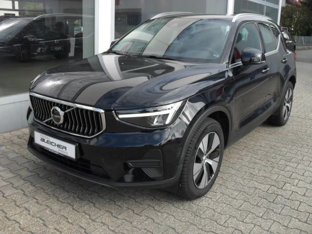 Volvo XC40 T4