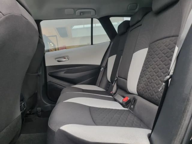 Toyota Corolla Active