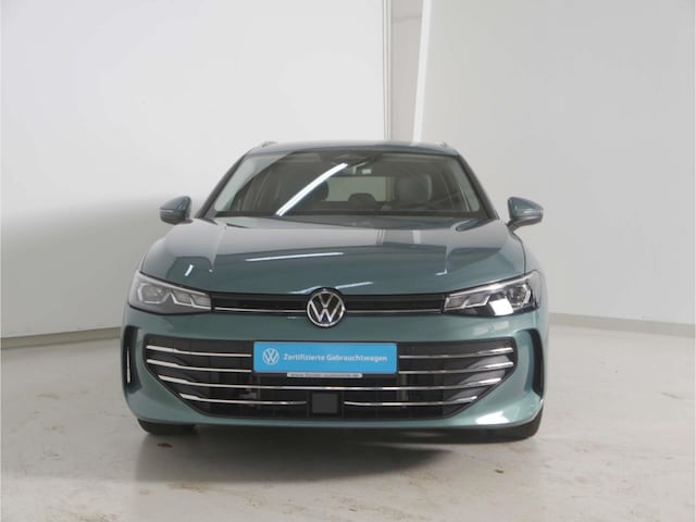 Volkswagen Passat 1.5 eTSI Business