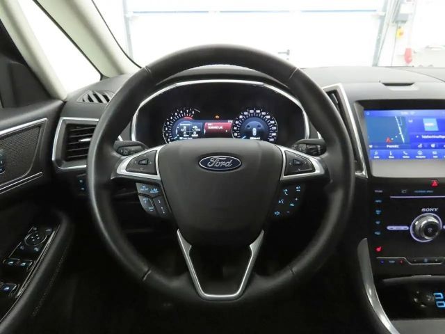 Ford S-Max Titanium