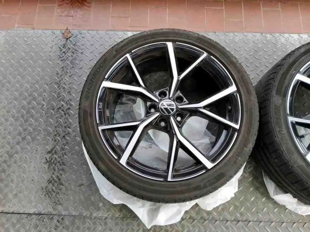 Volkswagen T-Roc R *Sonderleasing* *AKRAPOVIC* Beats DCC LM19