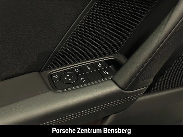 Porsche 992 Cabrio Carrera