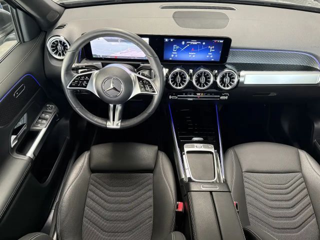 Mercedes-Benz GLB 250 4MATIC Premium