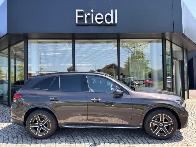 Mercedes-Benz GLC 220 AMG Line GLC 220 d