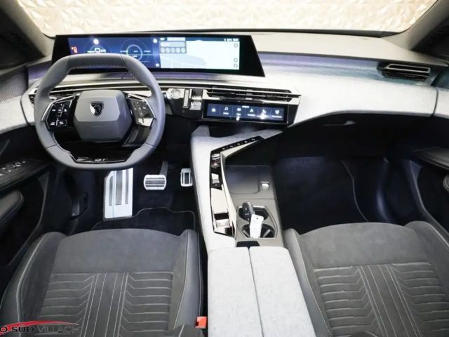 Peugeot E-5008 GT-Line