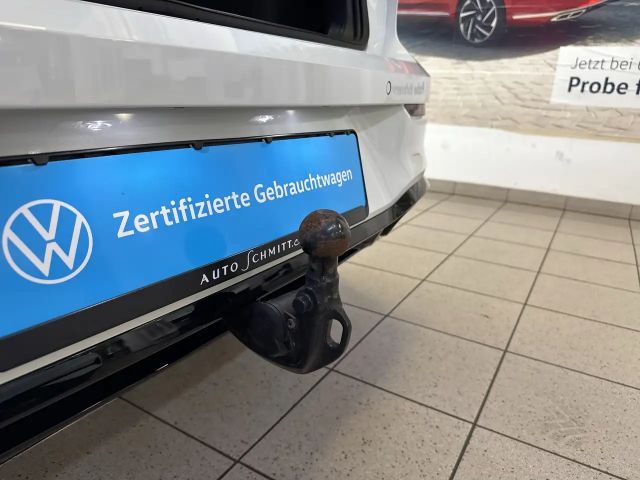 Volkswagen Golf 1.5 eTSI DSG