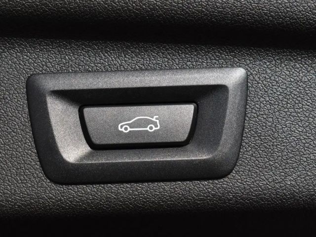 BMW 218 Aut. Navi Leder Sitzhzg LM 17