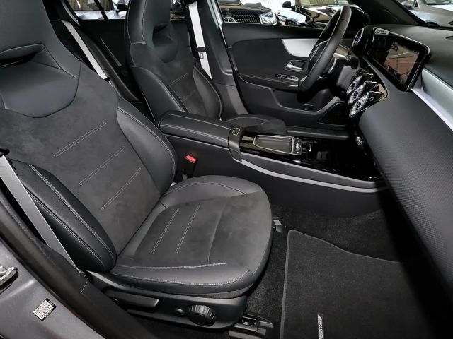 Mercedes-Benz A 200 AMG Line