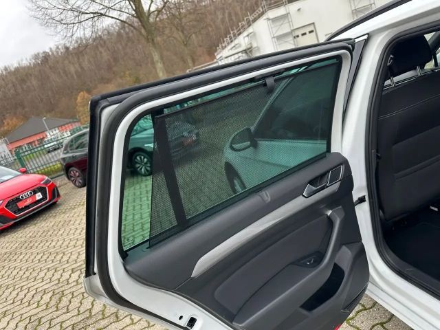 Volkswagen Passat Business DSG Variant