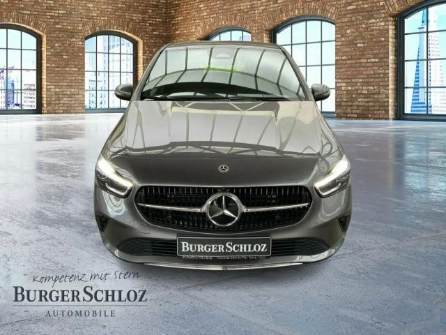 Mercedes-Benz B 180 AHK AUT DynLicht Fernlichtass. Kam. KlimaA