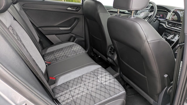 Volkswagen T-Roc 1.5 TSI DSG Plus