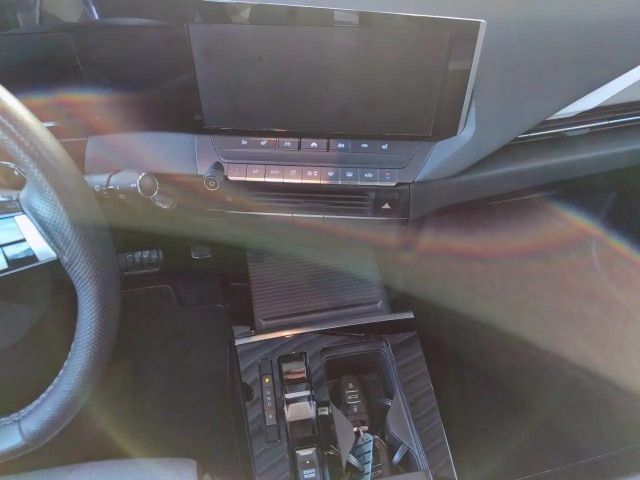 Opel Astra 1.6 Turbo Elegance