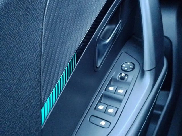 Peugeot 2008 Allure Pack PureTech