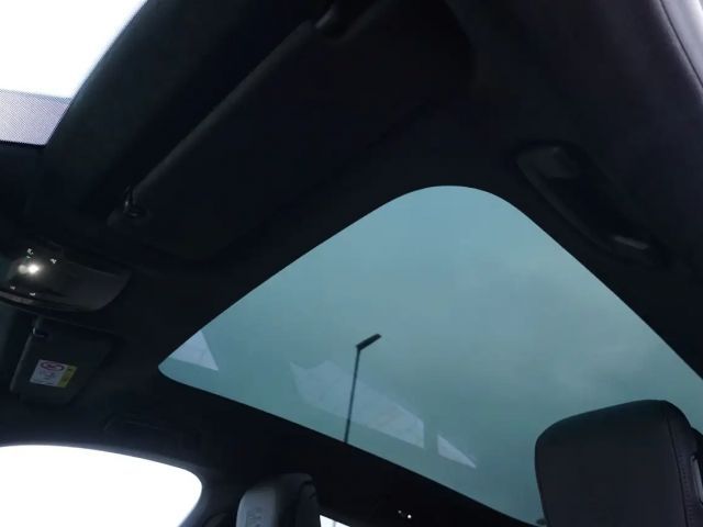 Porsche Taycan Sport Turismo Turbo