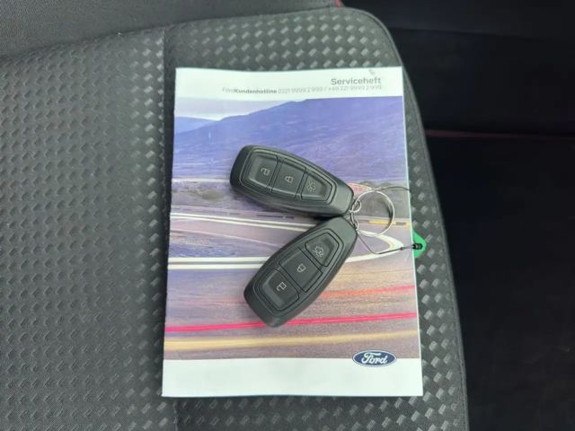 Ford Focus EcoBoost ST Line Wagon