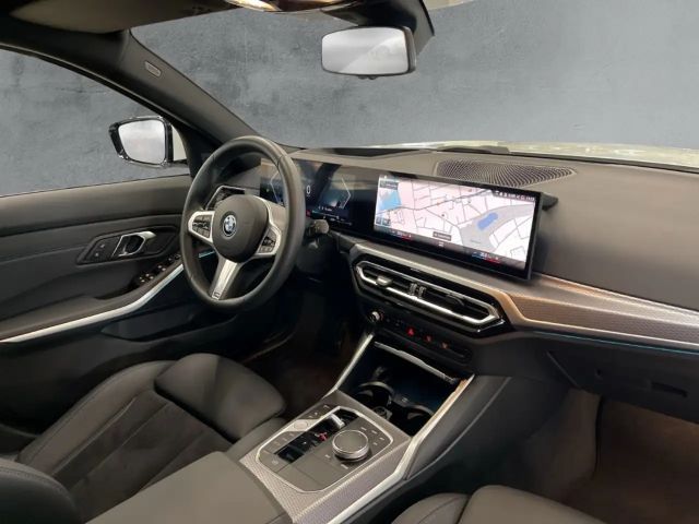 BMW 330 330e M-Sport Touring