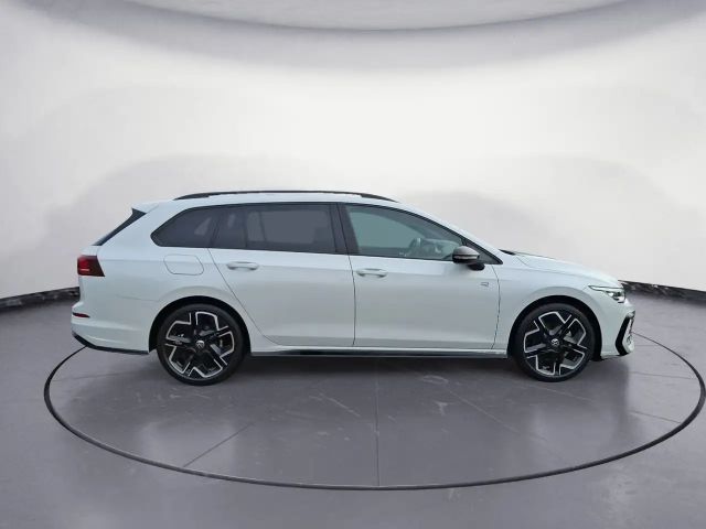 Volkswagen Golf 1.5 TSI R-Line Variant