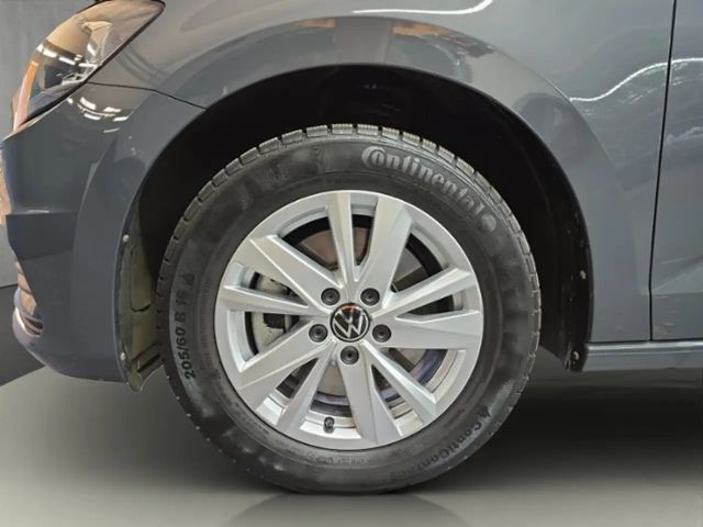 Volkswagen Touran 1.5 TSI Comfortline