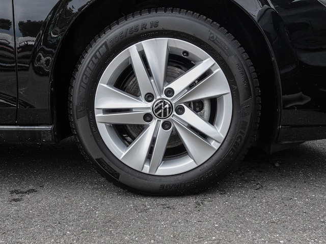 Volkswagen Golf 1.5 TSI