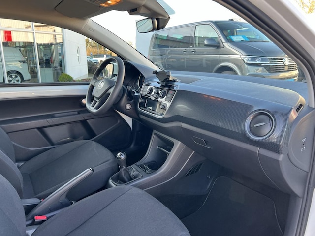 Volkswagen up! Move Move up!