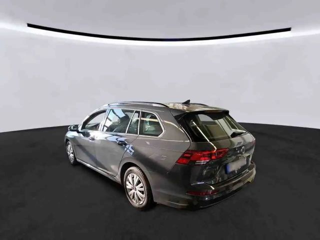 Volkswagen Golf 1.5 eTSI DSG Life Variant