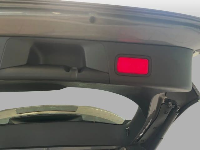 Mercedes-Benz B 200 Progressive Sedan