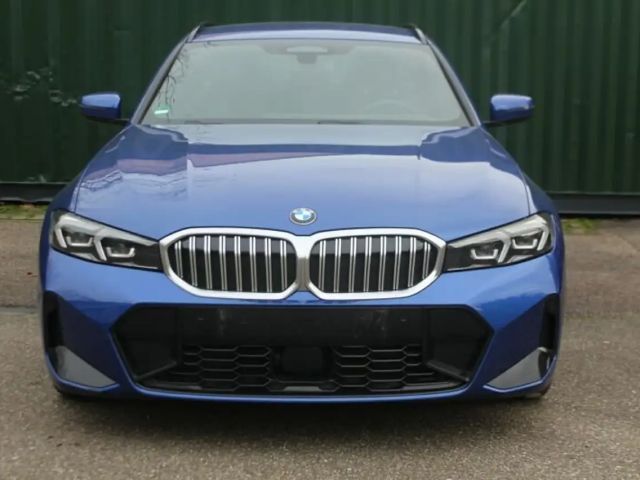 BMW 320 320d M-Sport Touring xDrive