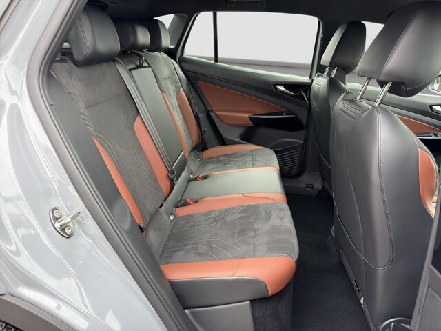 Volkswagen ID.4 Schuko QO Navi+ LM19 Velours