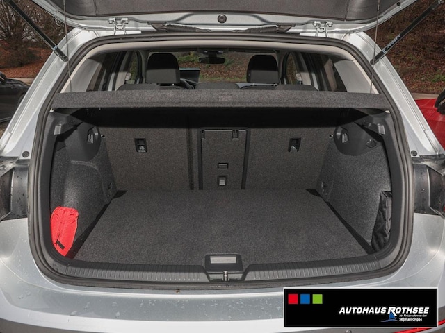 Volkswagen Golf 1.5 eTSI DSG Golf VIII Style