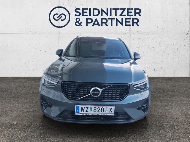 Volvo XC40 Dark Plus