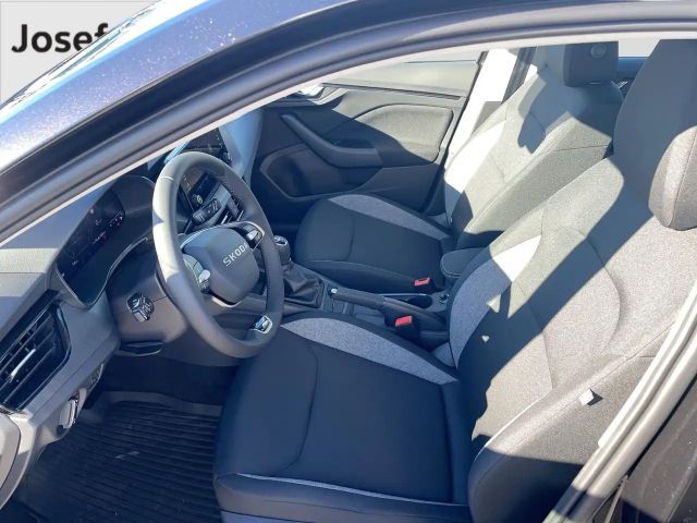 Skoda Scala Essence TSI