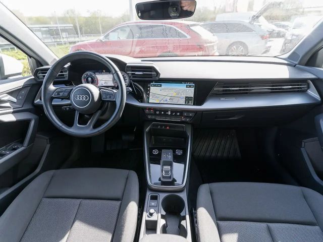 Audi A3 30 TDI S-Tronic Sedan