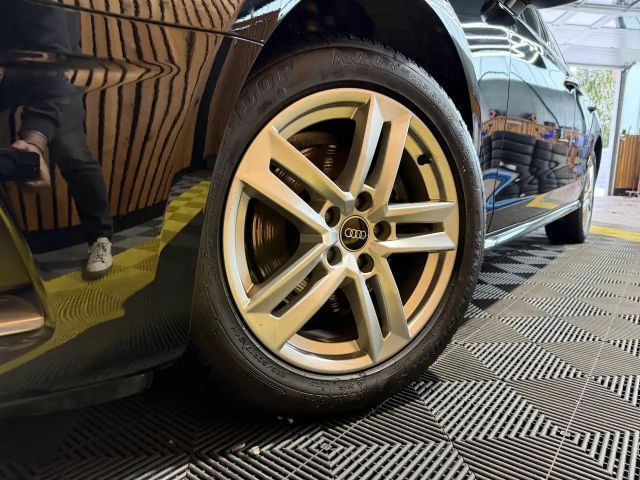 Audi A4 35 TFSI Avant