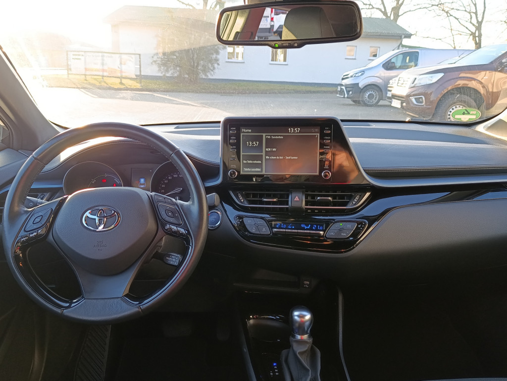 Toyota C-HR 5-deurs Team D