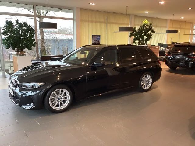 BMW 320 320d M-Sport Touring