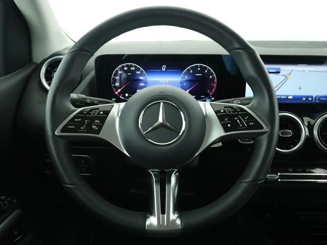 Mercedes-Benz B 200 Progressive