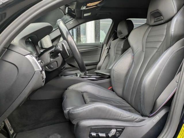 BMW 540 540d M-Sport Touring xDrive