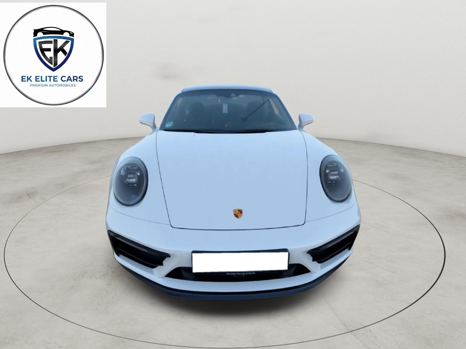 Porsche 911 4 992 Carrera Coupé GTS