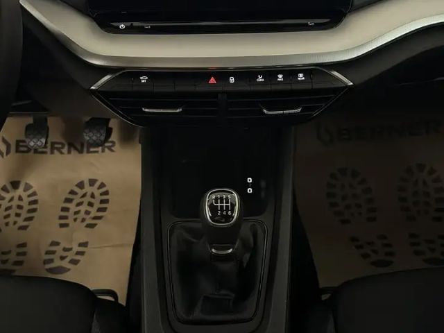 Skoda Octavia Kombi 2,0TDI *LED*AHK*Smart Link*Tempomat*Getön...