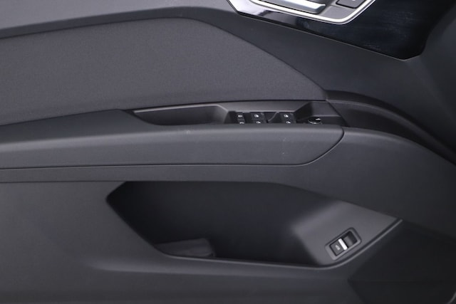 Audi Q4 e-tron SUV 45 e-tron Audi Q4 e-tron