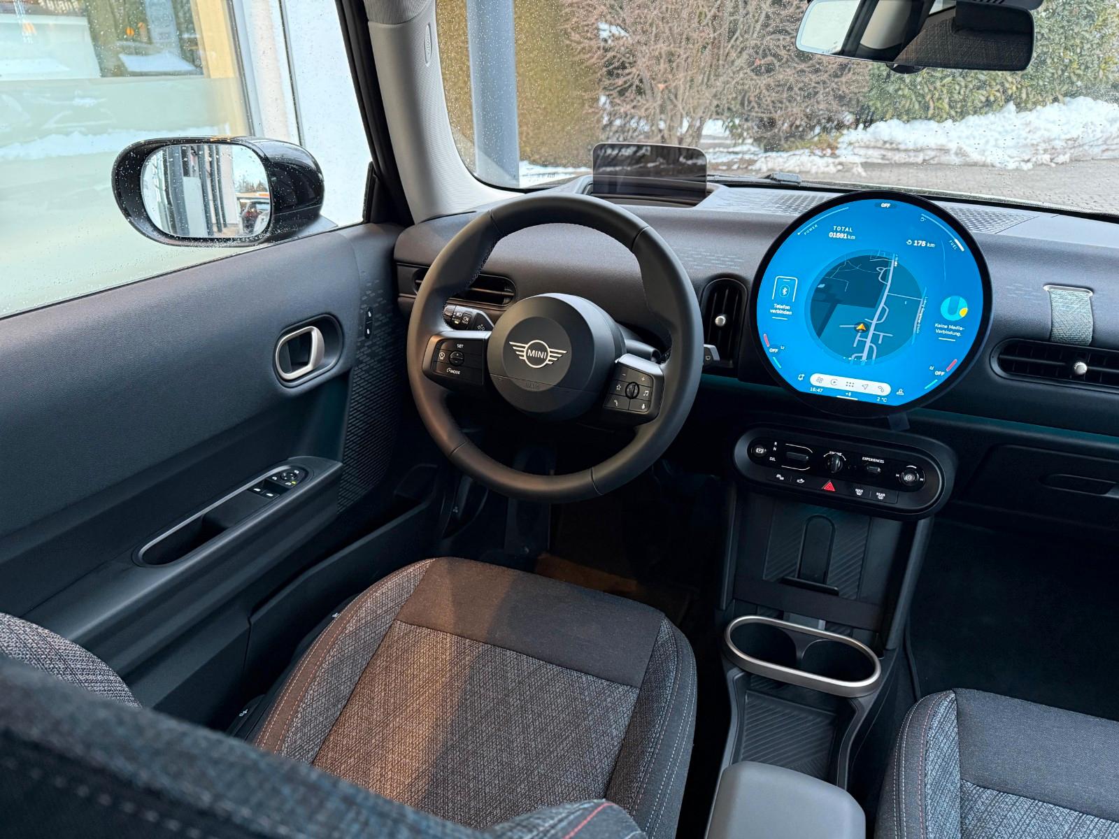 MINI Cooper Essential