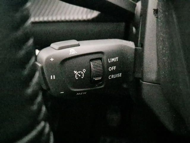 Peugeot 2008 Allure Pack