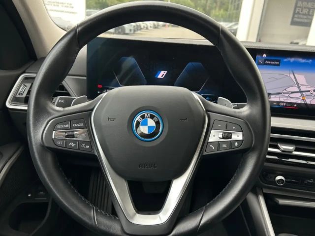 BMW 320 320e Touring