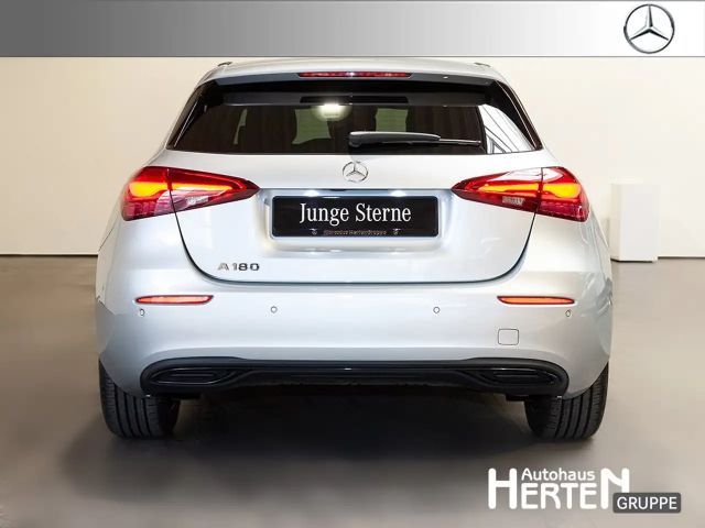 Mercedes-Benz A 180 Progressive