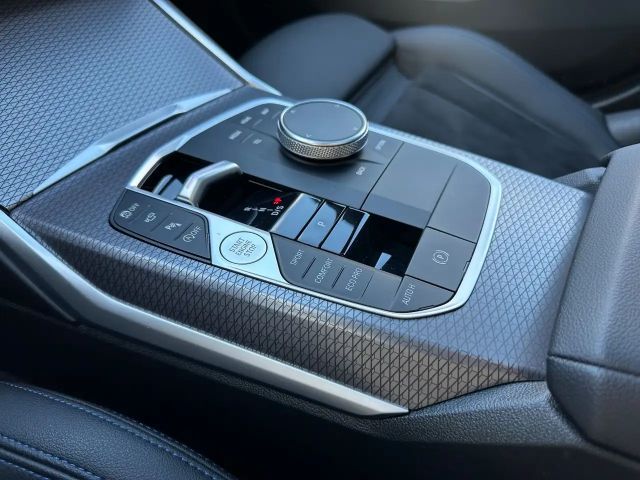 BMW 320 320i M-Sport Touring