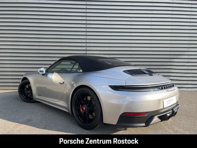 Porsche 992 Cabrio Carrera GTS
