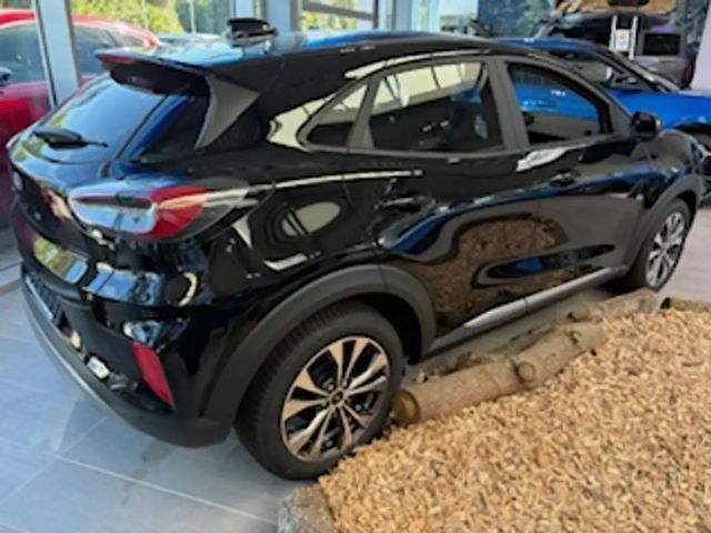 Ford Puma EcoBoost Titanium