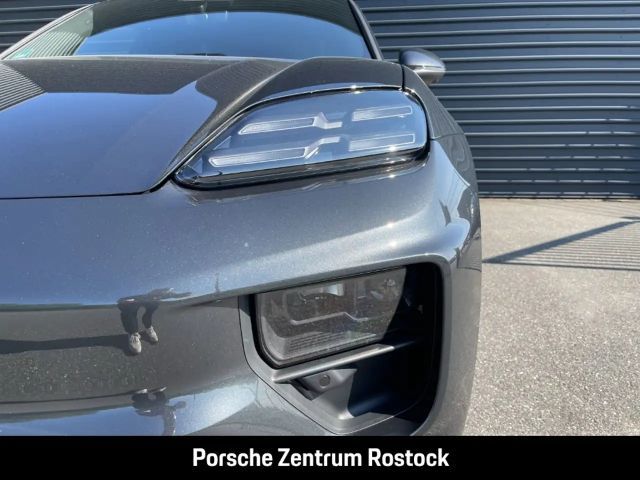 Porsche Macan 4