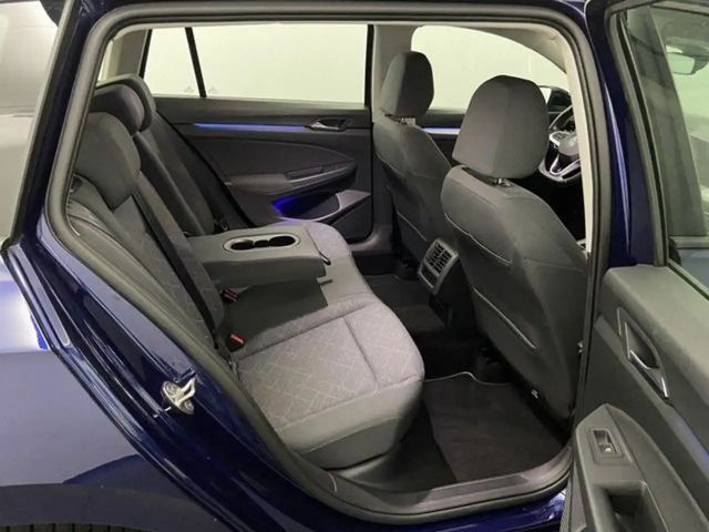 Volkswagen Golf 1.0 TSI DSG Life Variant